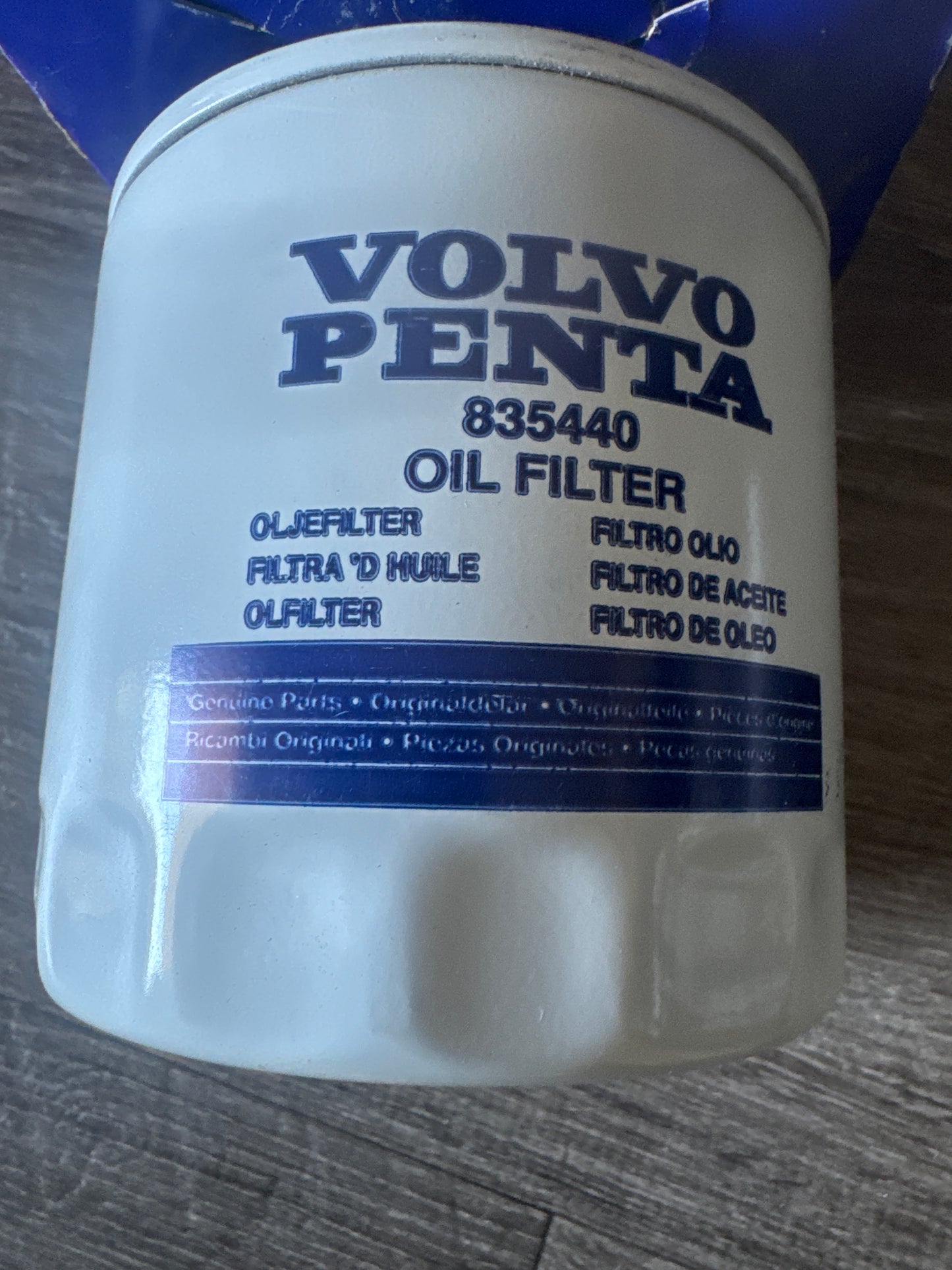 Volvo Penta 835440 Distributor Cap – OEM Marine Replacement (New Open Box