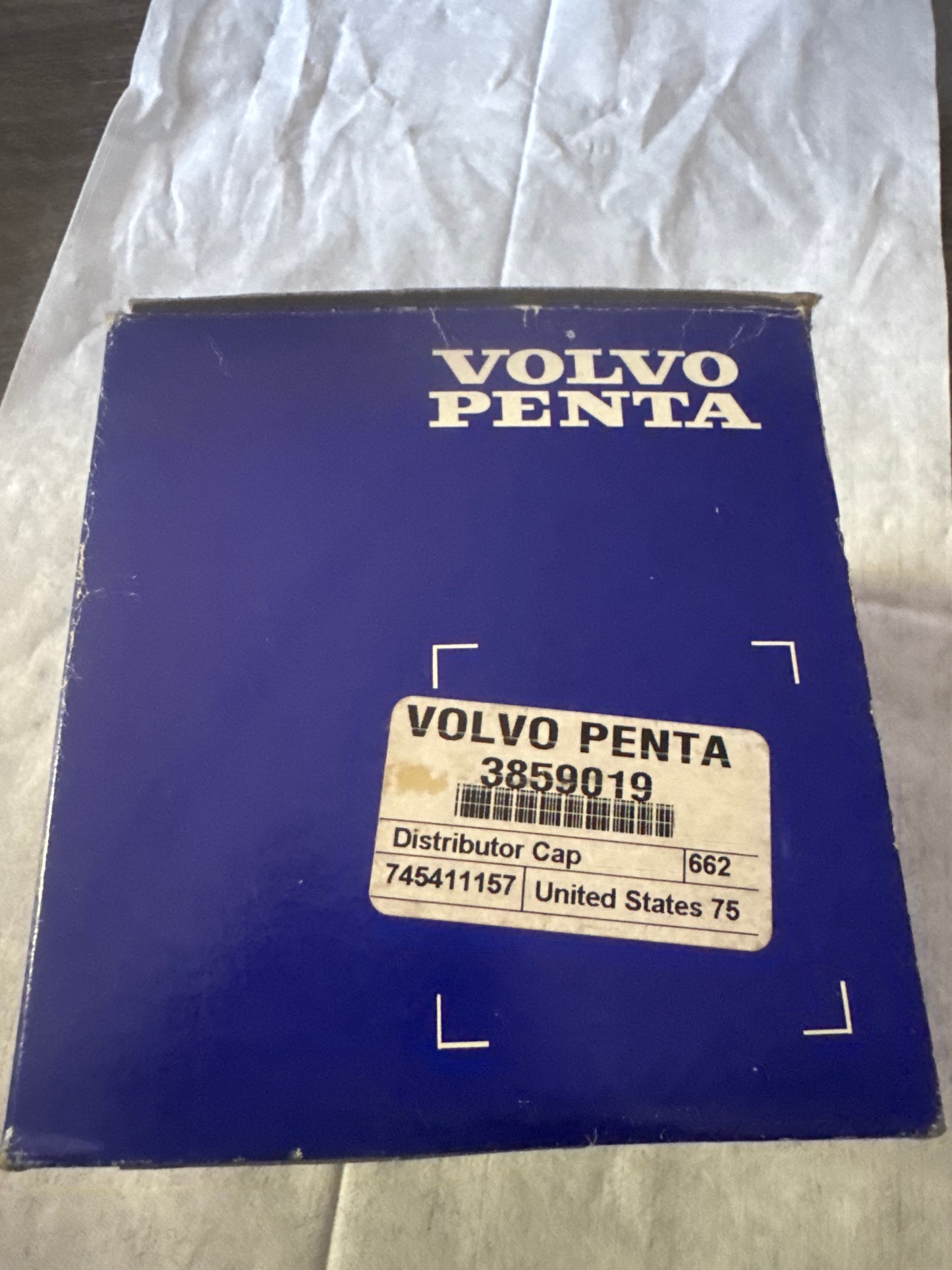 Volvo Penta Distributor Cap 3859019 – OEM Marine Ignition Part – New (Open Box)