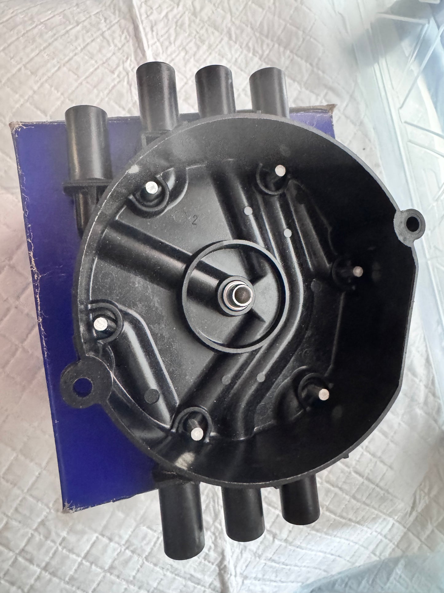 Volvo Penta Distributor Cap OEM 3859019