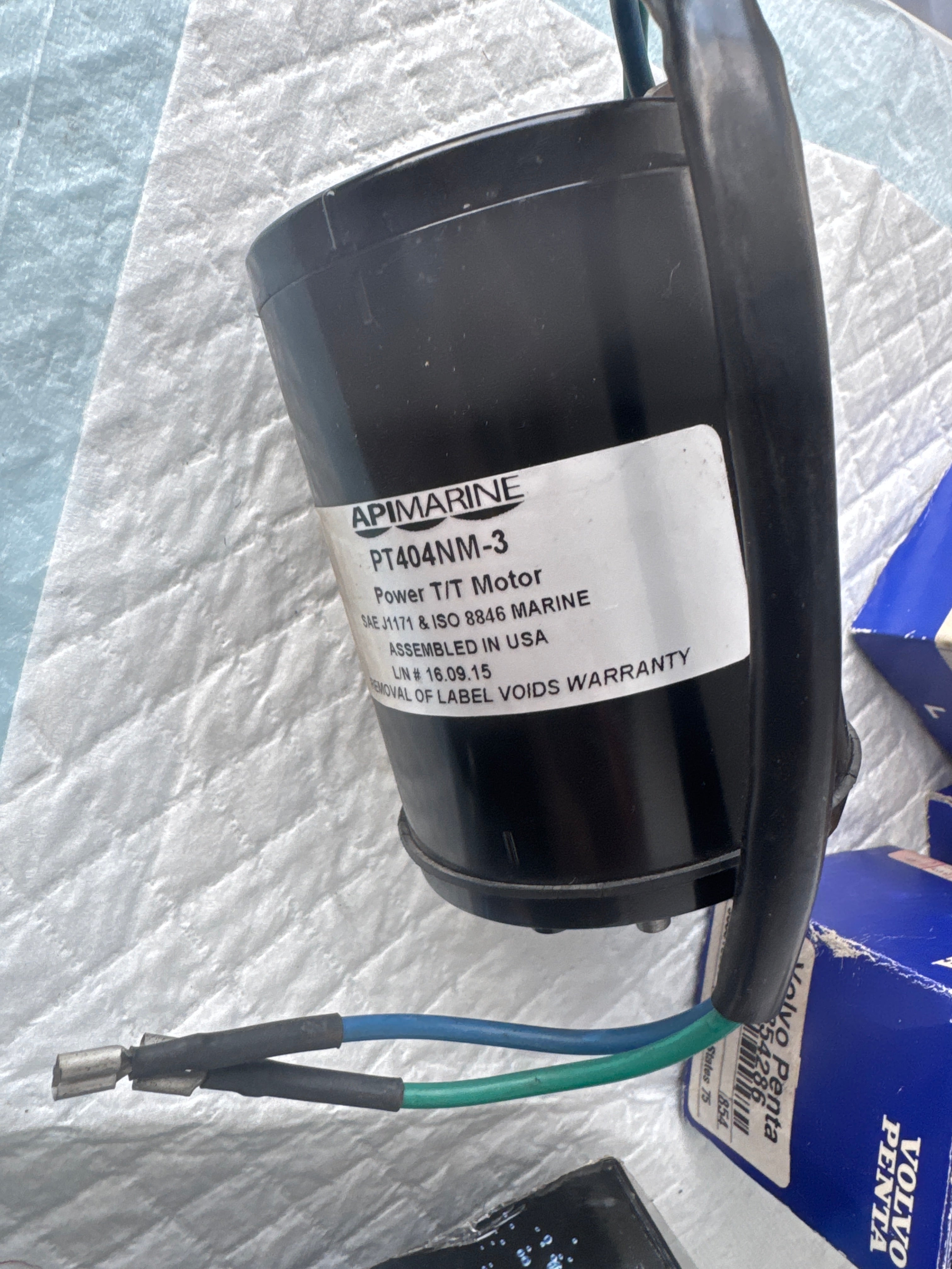 API Marine #PT-404NM PT404NM Volvo Penta 2-Wire Connection Replaces Volvo # 8508